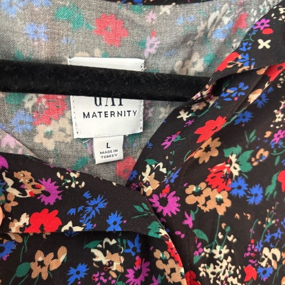 Gap floral maternity blouse - Picture 2 of 4
